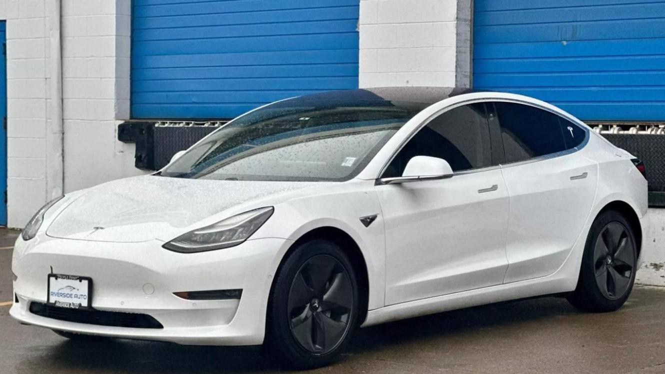 TESLA MODEL 3 2018 5YJ3E1EA4JF045192 image